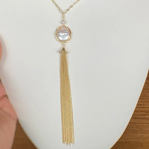 White Coin Pearl Tassels Gold Chain Necklace - Adjustable Length - Picture 4 of 4
